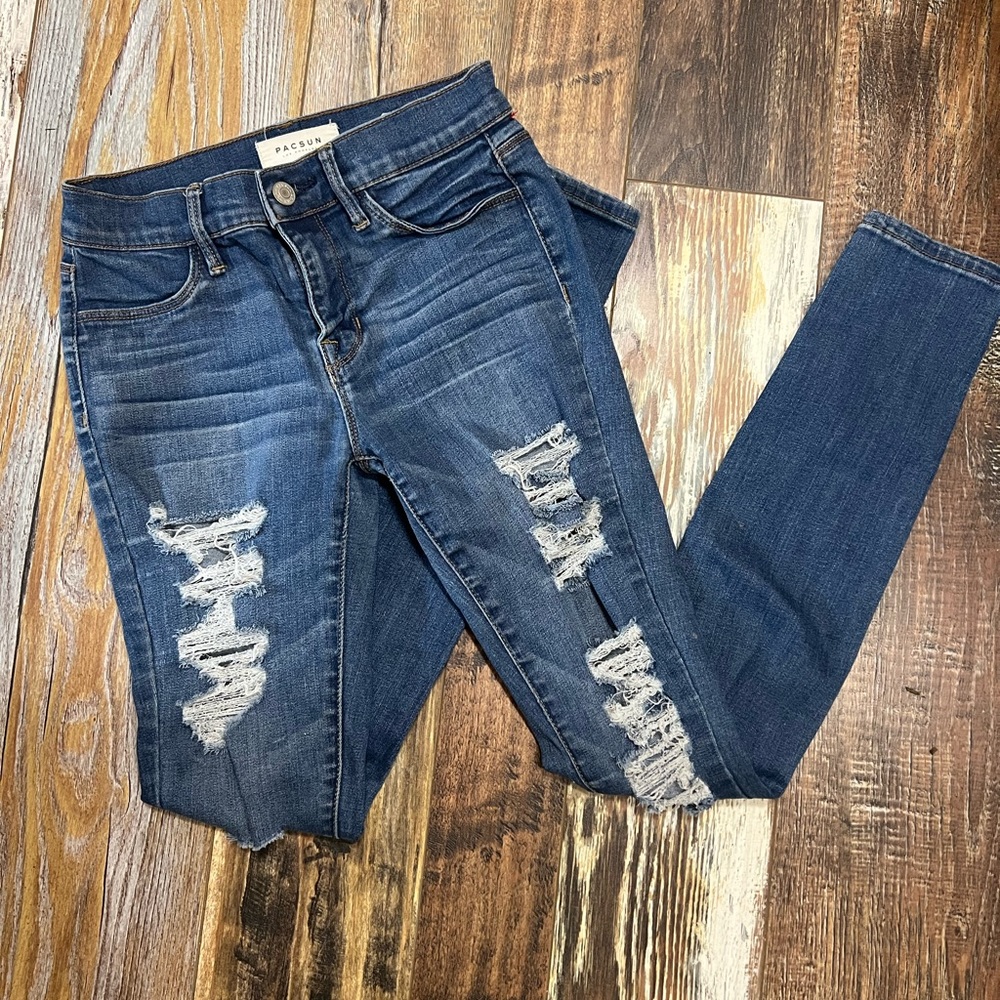 Women’s Pacsun jeans, size 24 leggings, excellent condition